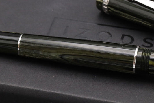Delta Corsani Fantasia LE25 Malachite Celluloid Fountain Pen - Fusion Stub Nib image 3
