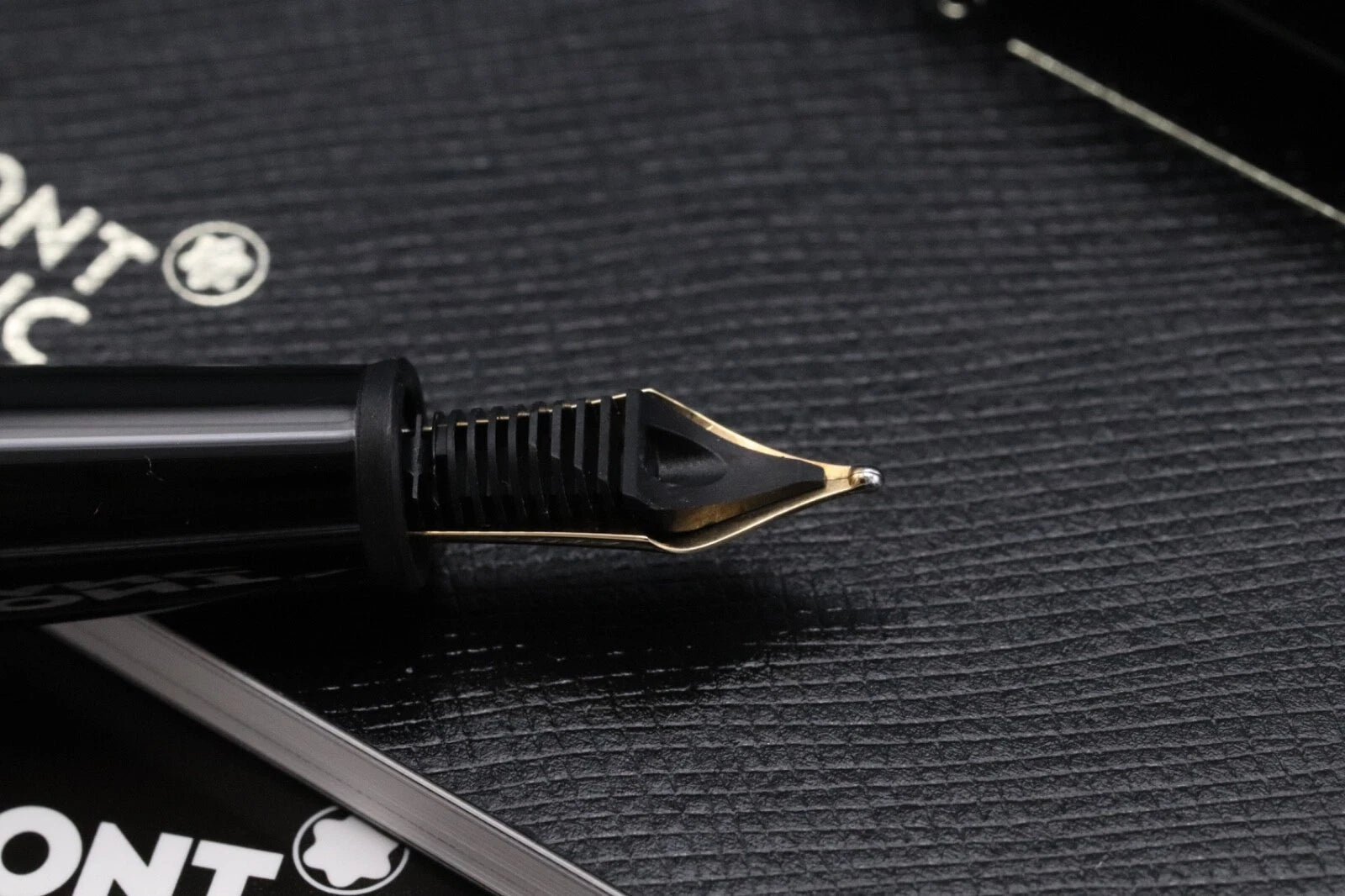Montblanc Meisterstück 145 Classique Diamond Collection Fountain Pen - UNUSED image 10
