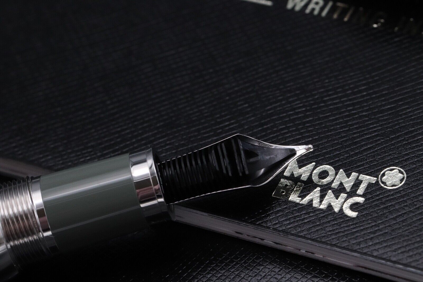 Montblanc Writers Edition Rudyard Kipling Fountain Pen image 3