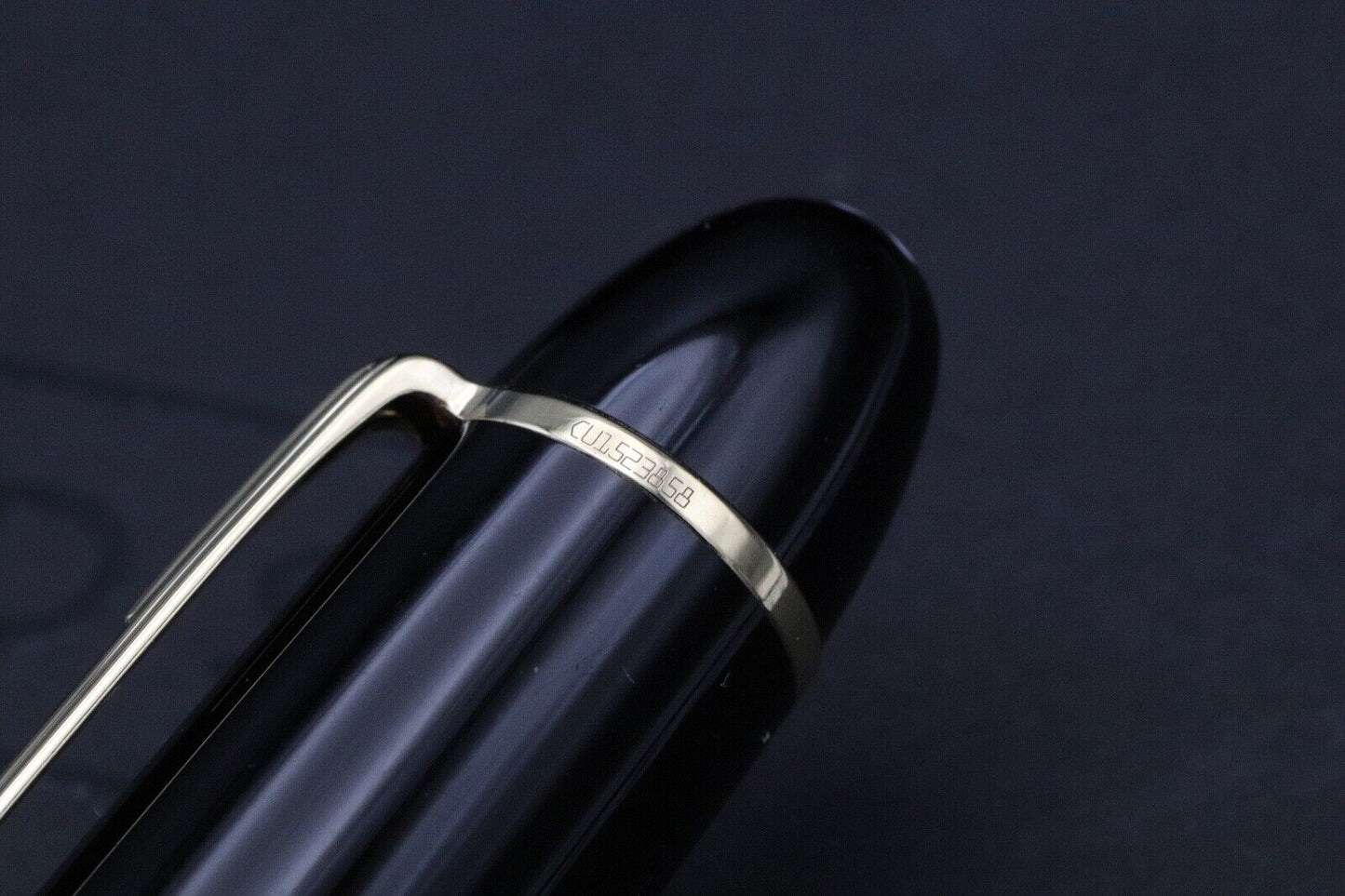 Montblanc Meisterstuck 149 Gold-Coated Fountain Pen image 4