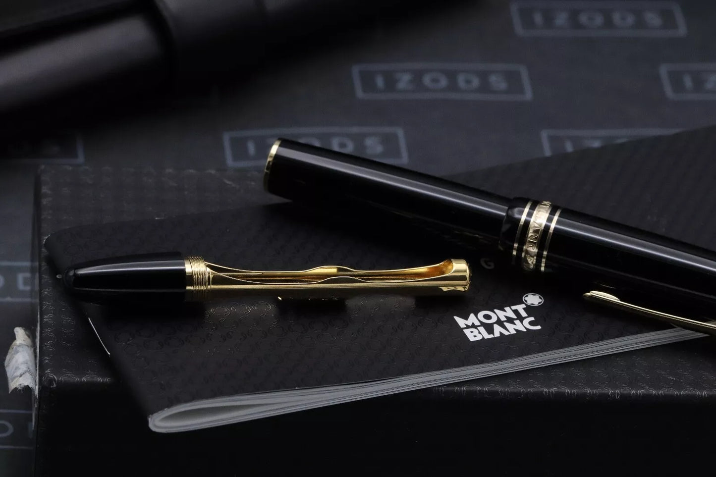 Montblanc Meisterstuck 147 Traveller Gold Coated Fountain Pen with Pouch image 7
