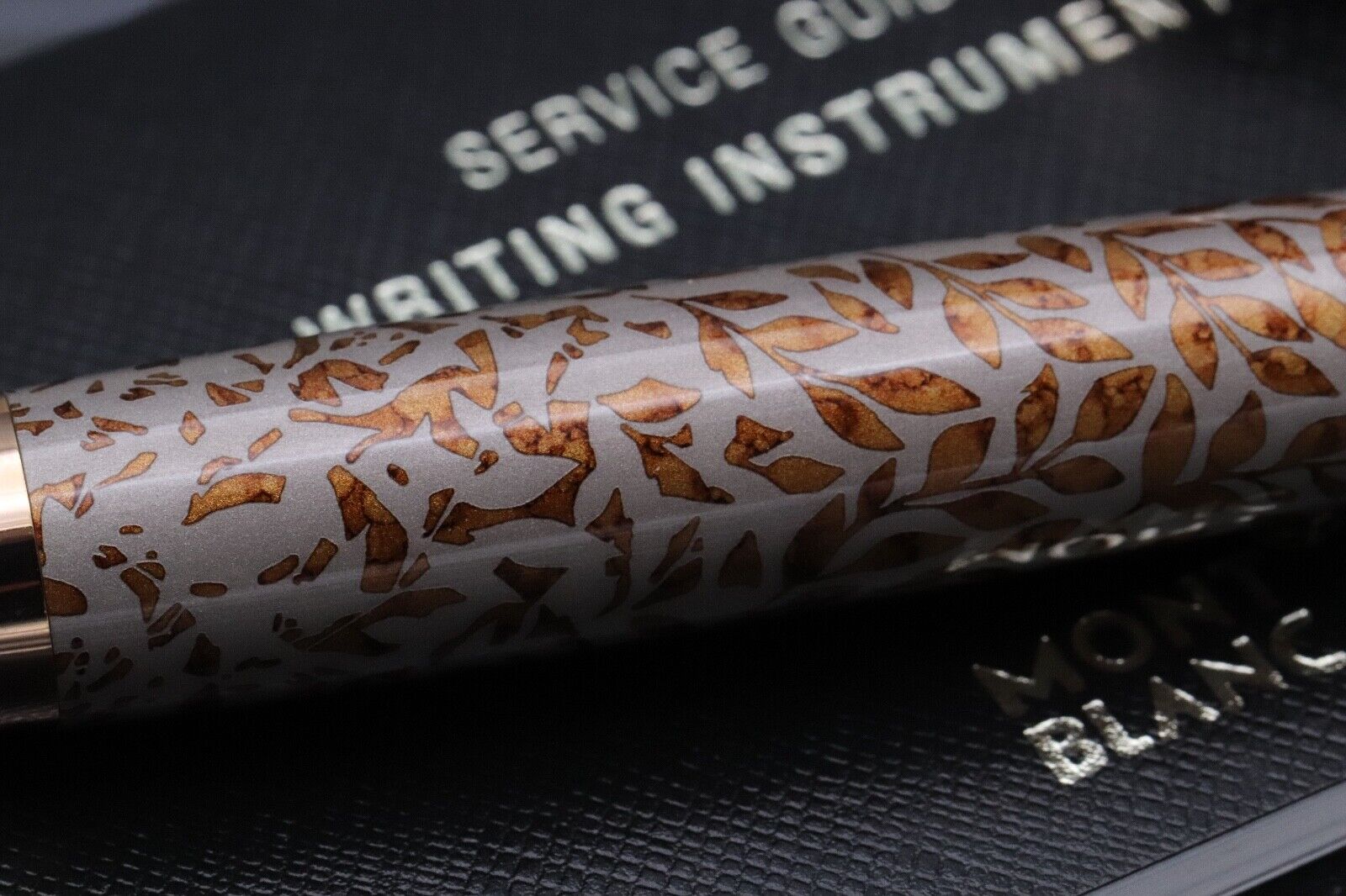 Montblanc Boheme Moon Garden Rollerball / Fineliner Pen image 3