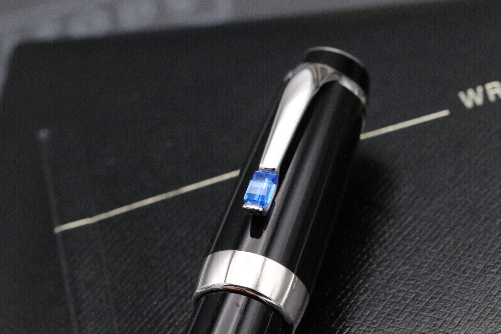 Montblanc Boheme Bleu Fountain Pen image 4