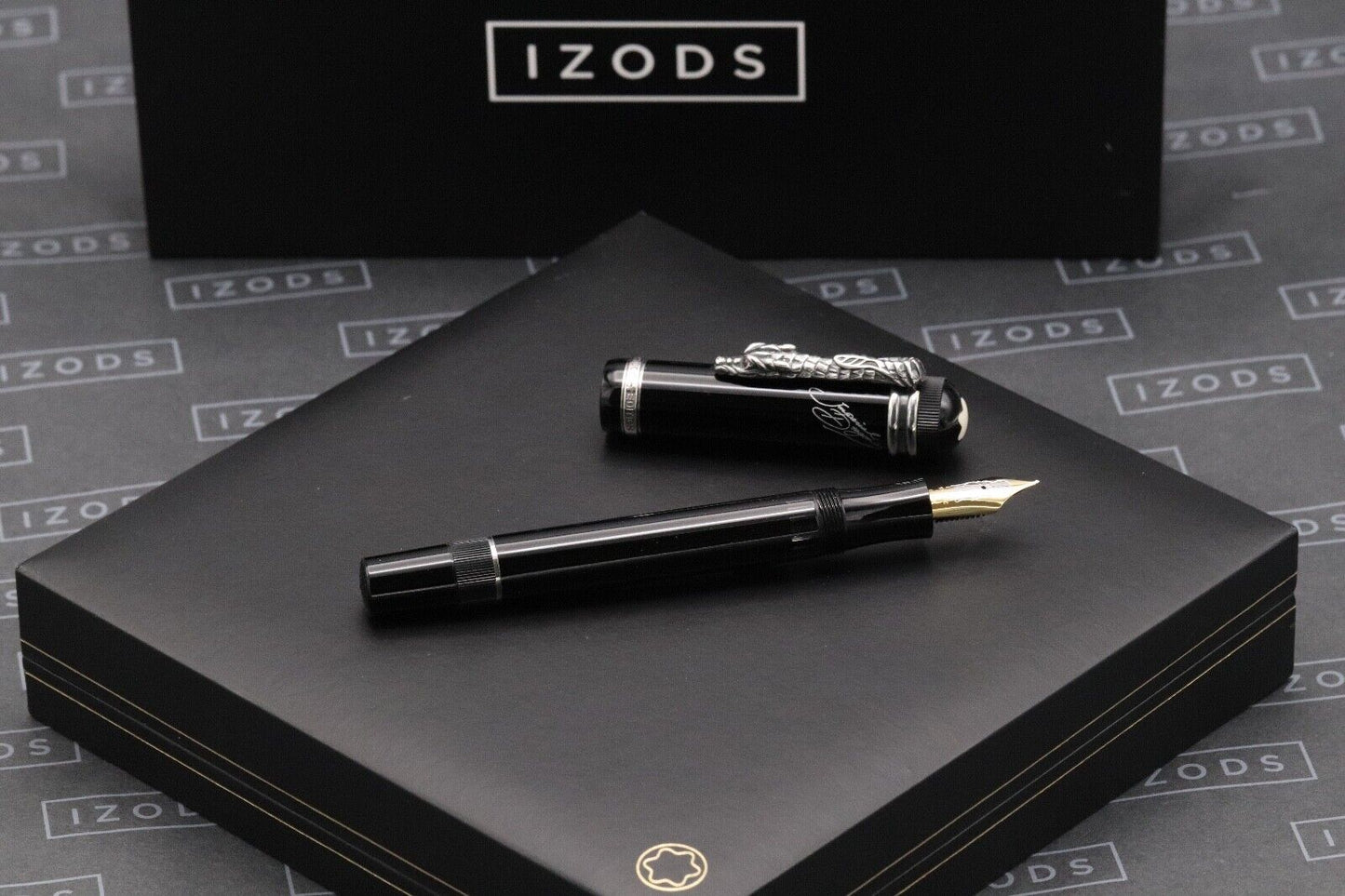 Montblanc Writers Edition Imperial Dragon Fountain Pen - NEVER INKED image 0