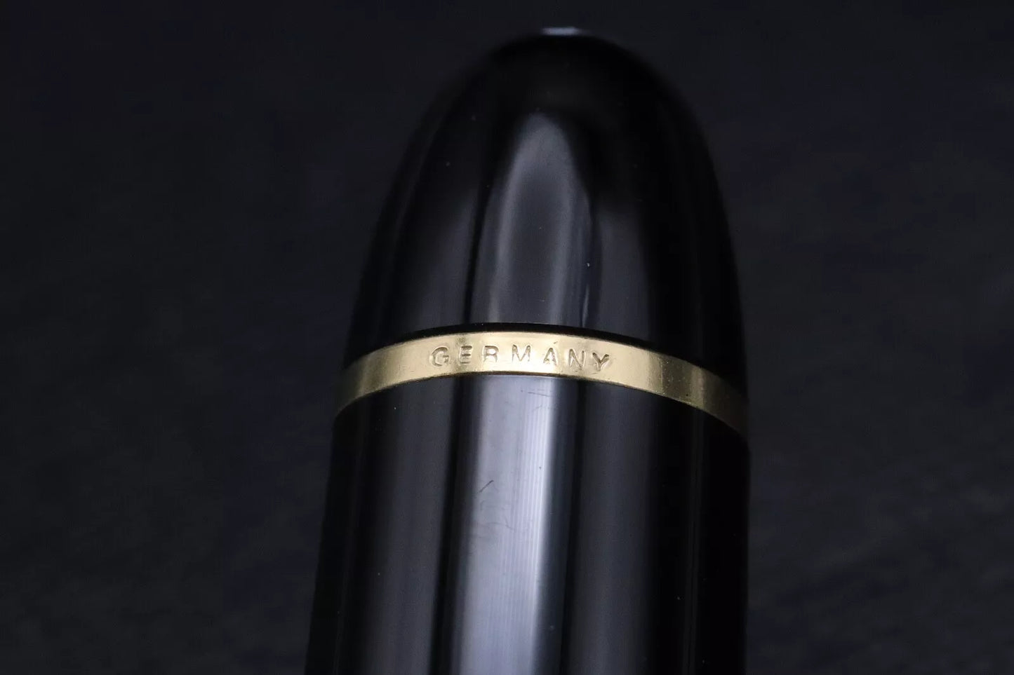 Montblanc Meisterstuck 149 Gold-Coated Fountain Pen - 1972-75 - Broad Nib image 5
