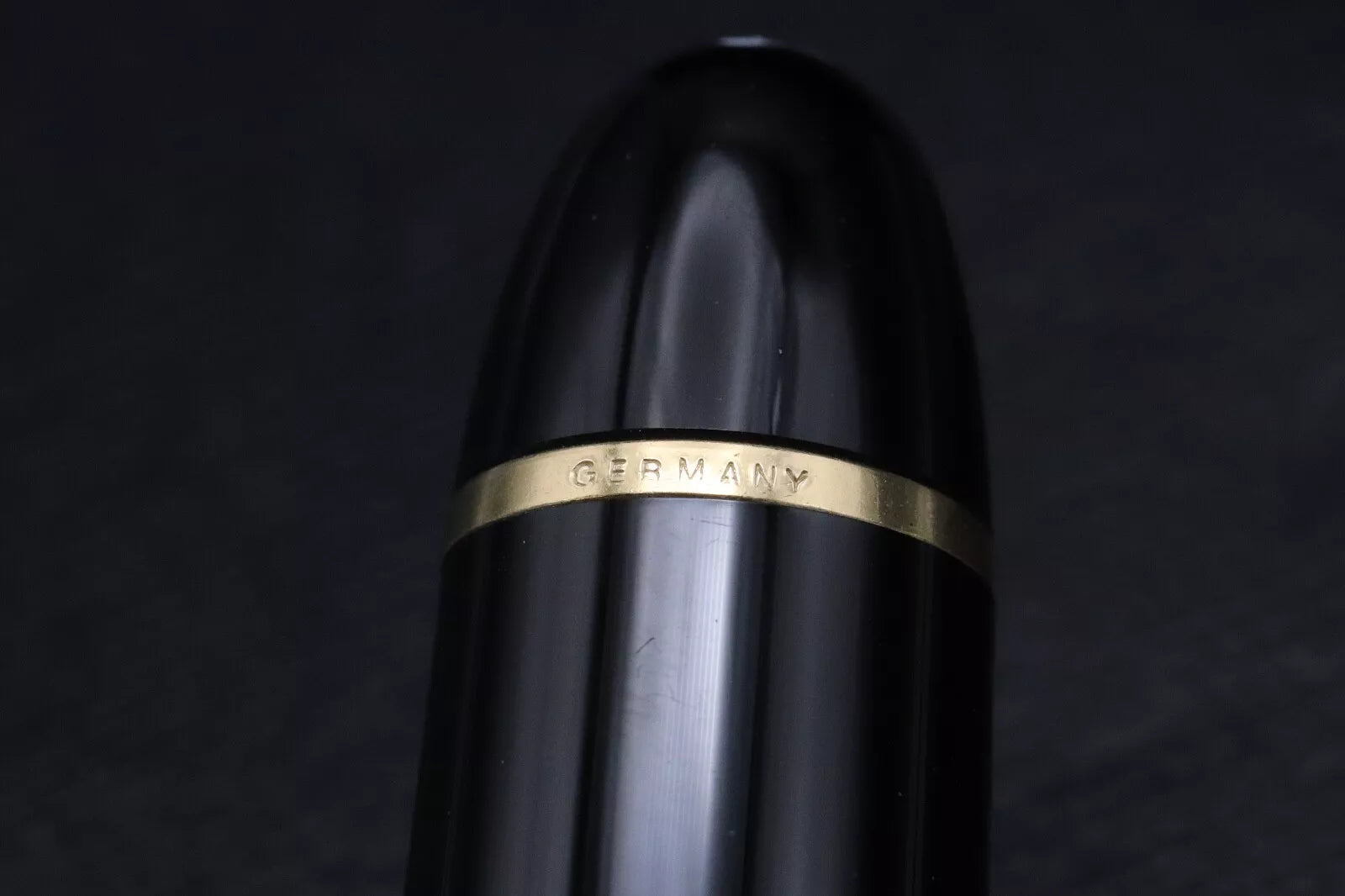 Montblanc Meisterstuck 149 Gold-Coated Fountain Pen - 1972-75 - Broad Nib image 5