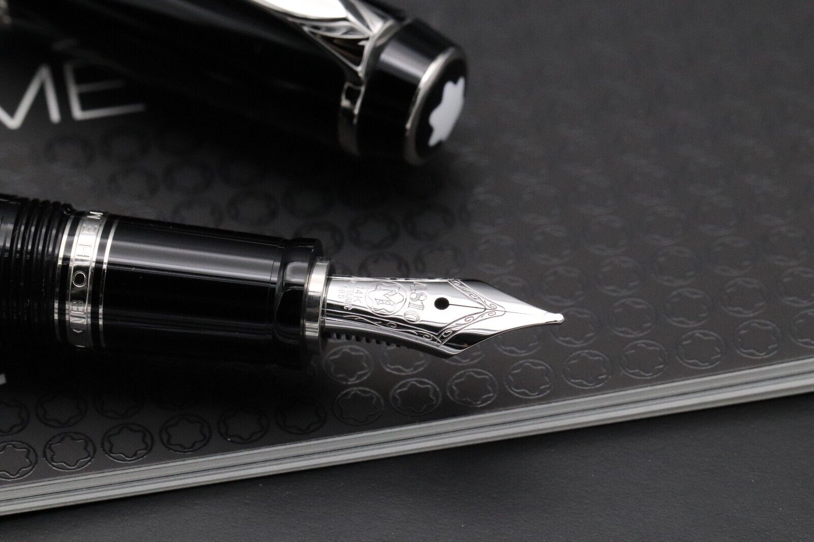 Montblanc Boheme Noir Fountain Pen - UNUSED image 2