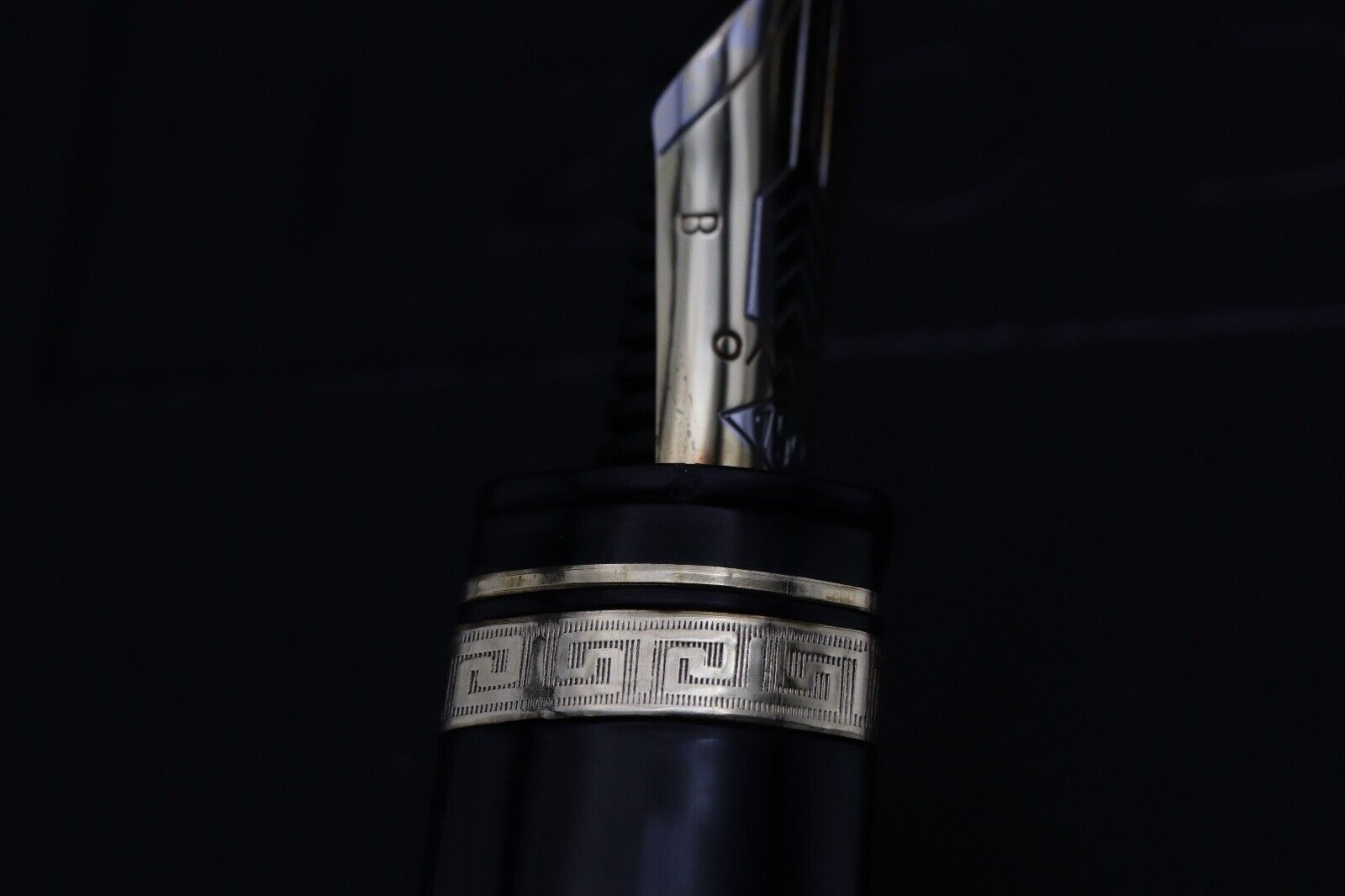 Omas 360 Magnum Black Gold Fountain Pen - Stub Sorowka Nib image 4