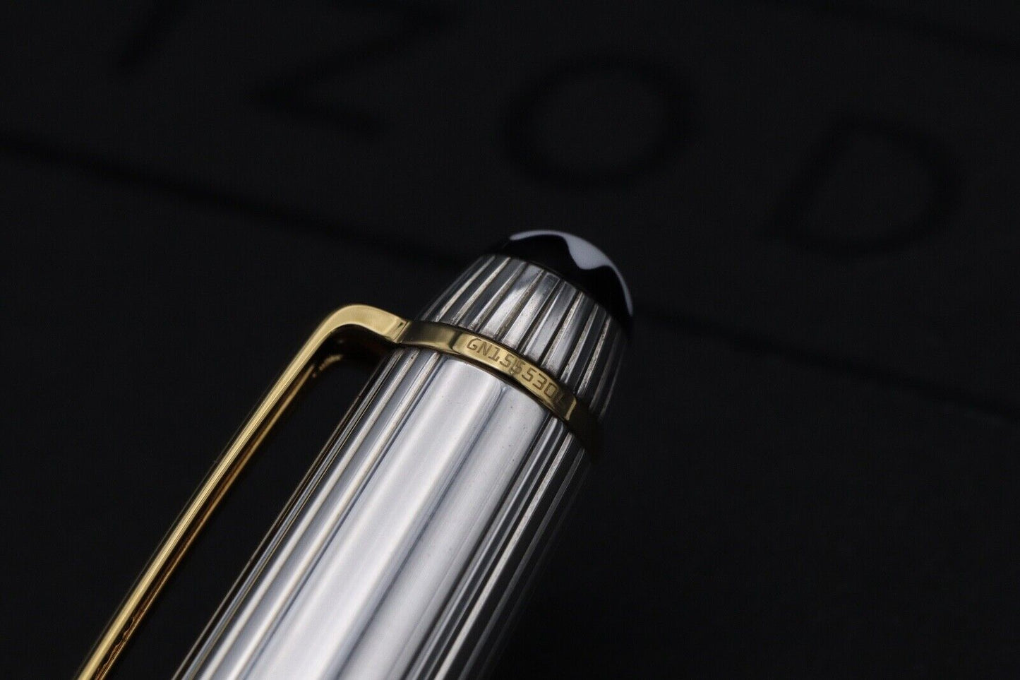 Montblanc Meisterstück 114 Mozart Pinstripe Doue Fountain Pen image 3
