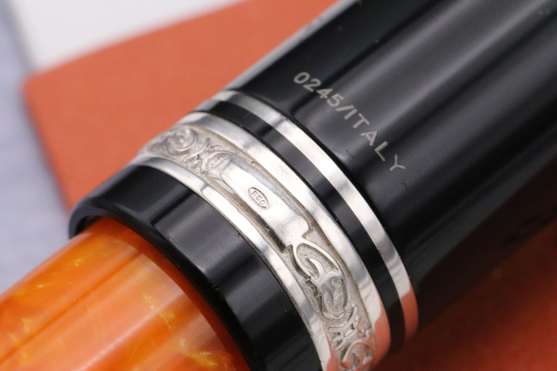 Delta DV Oversize Original Fountain Pen - 14k #8 Nib image 3