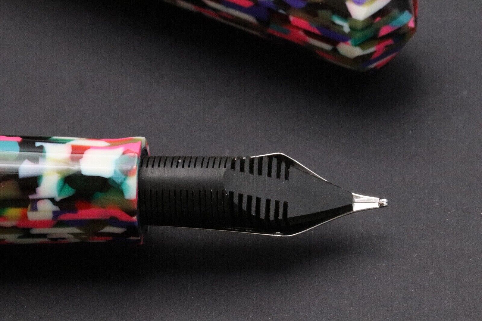 Leonardo MZ Grande Confetti Celluloid Fountain Pen - Broad #8 La Fenice Nib image 4