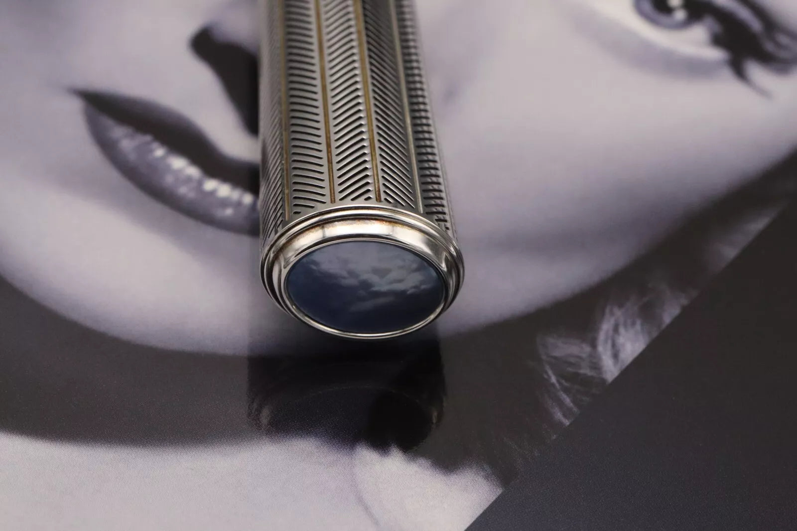 Montblanc Muses Marlene Dietrich Commemoration Edition Fountain Pen - UNUSED image 7