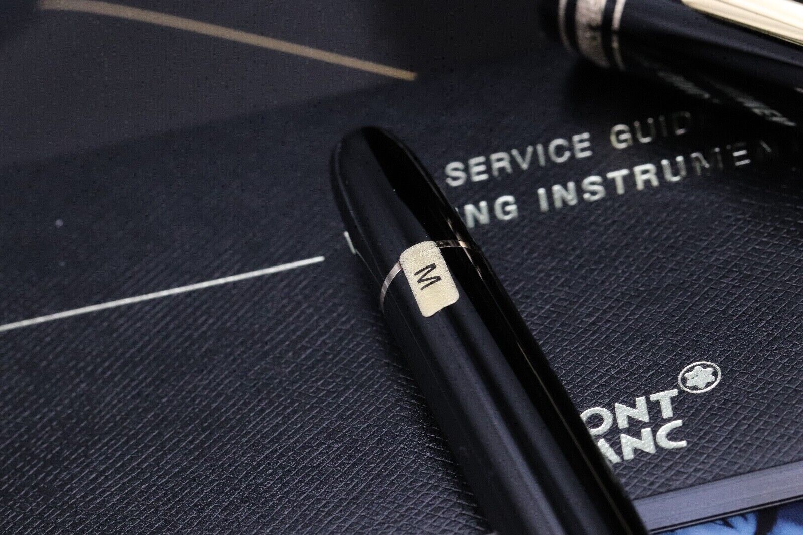 Montblanc Meisterstuck Classique UNICEF 2009 Fountain Pen image 3