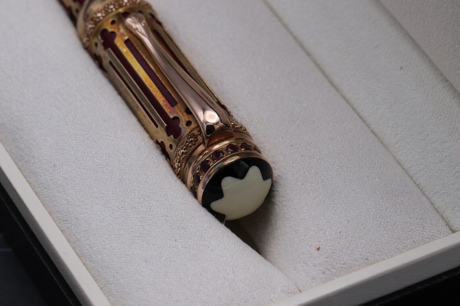 Montblanc Patron of Art Catherine The Great 888 Fountain Pen image 6