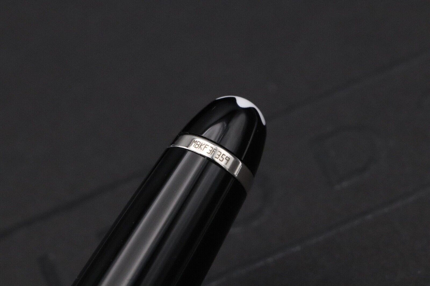 Montblanc Meisterstück 164 Classique Platinum-Coated Ballpoint Pen - UNUSED image 3