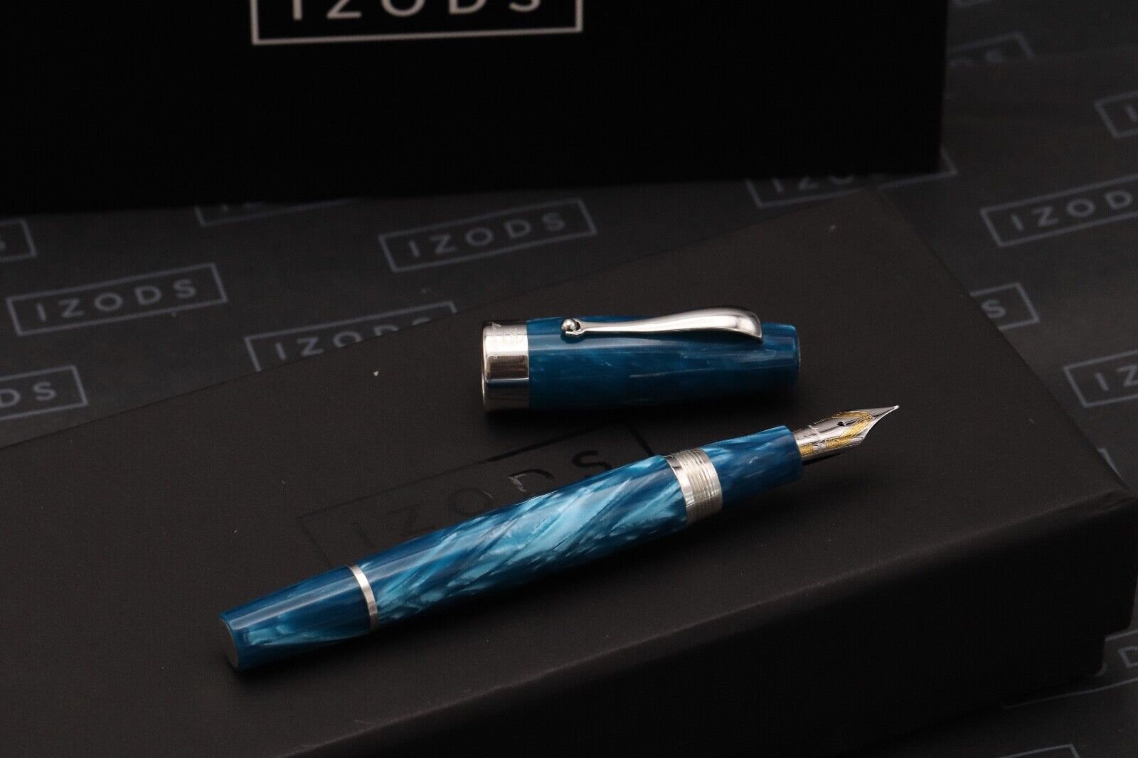 Montegrappa Classica Turquoise Celluloid Fountain Pen image 1