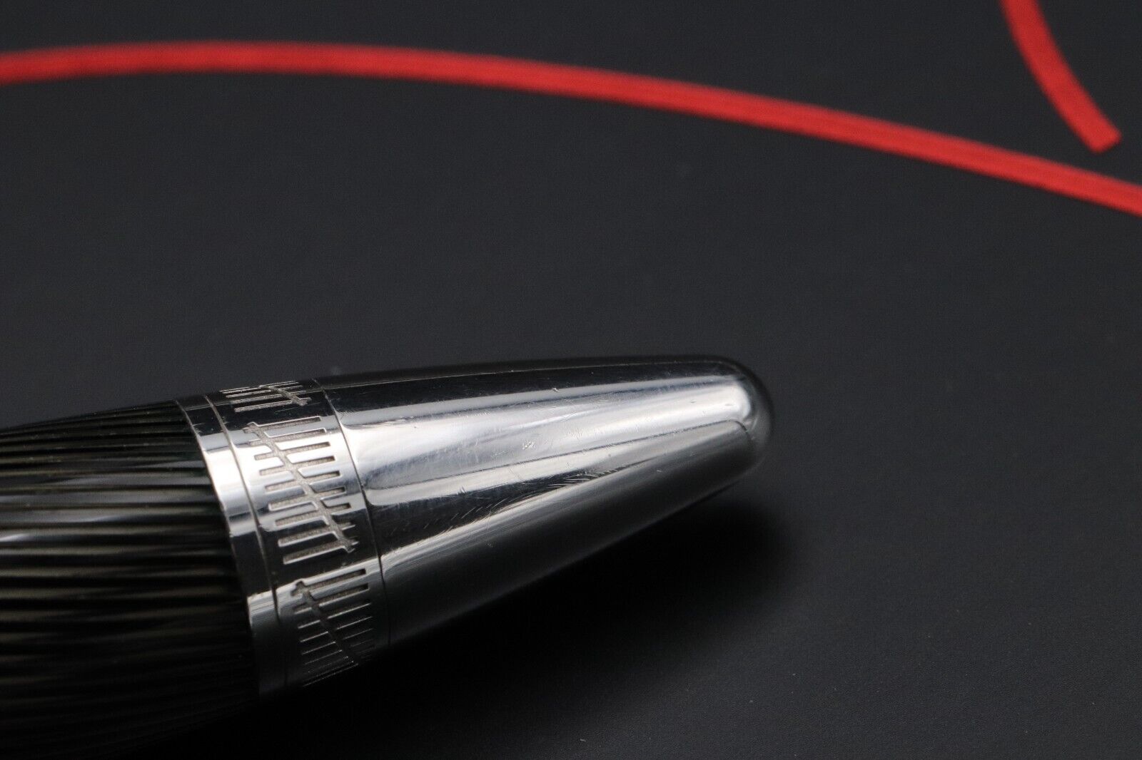 Montblanc Great Characters Alfred Hitchcock 3000 LE Rollerball Pen image 8
