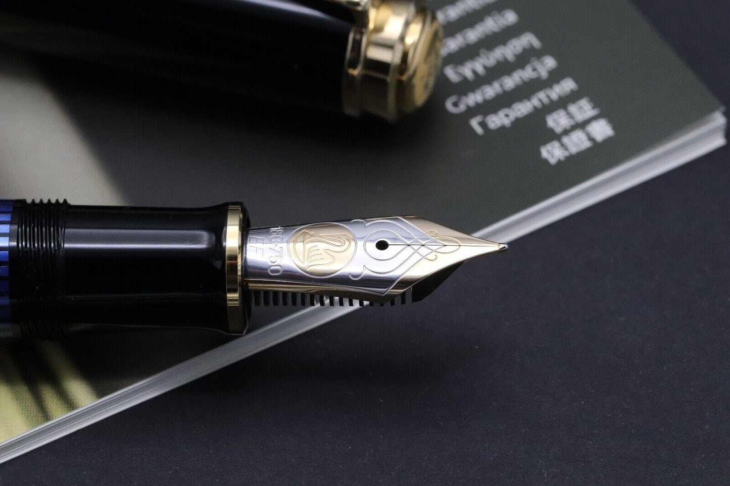 Pelikan Souveran M800 Blue Black Fountain Pen - EF Nib - UNUSED image 2