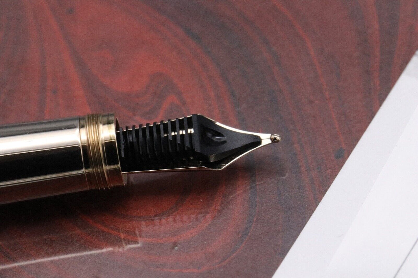 Montblanc Heritage Serpent Marble ‘Gift of Writing’ Fountain Pen Set – UNUSED image 4