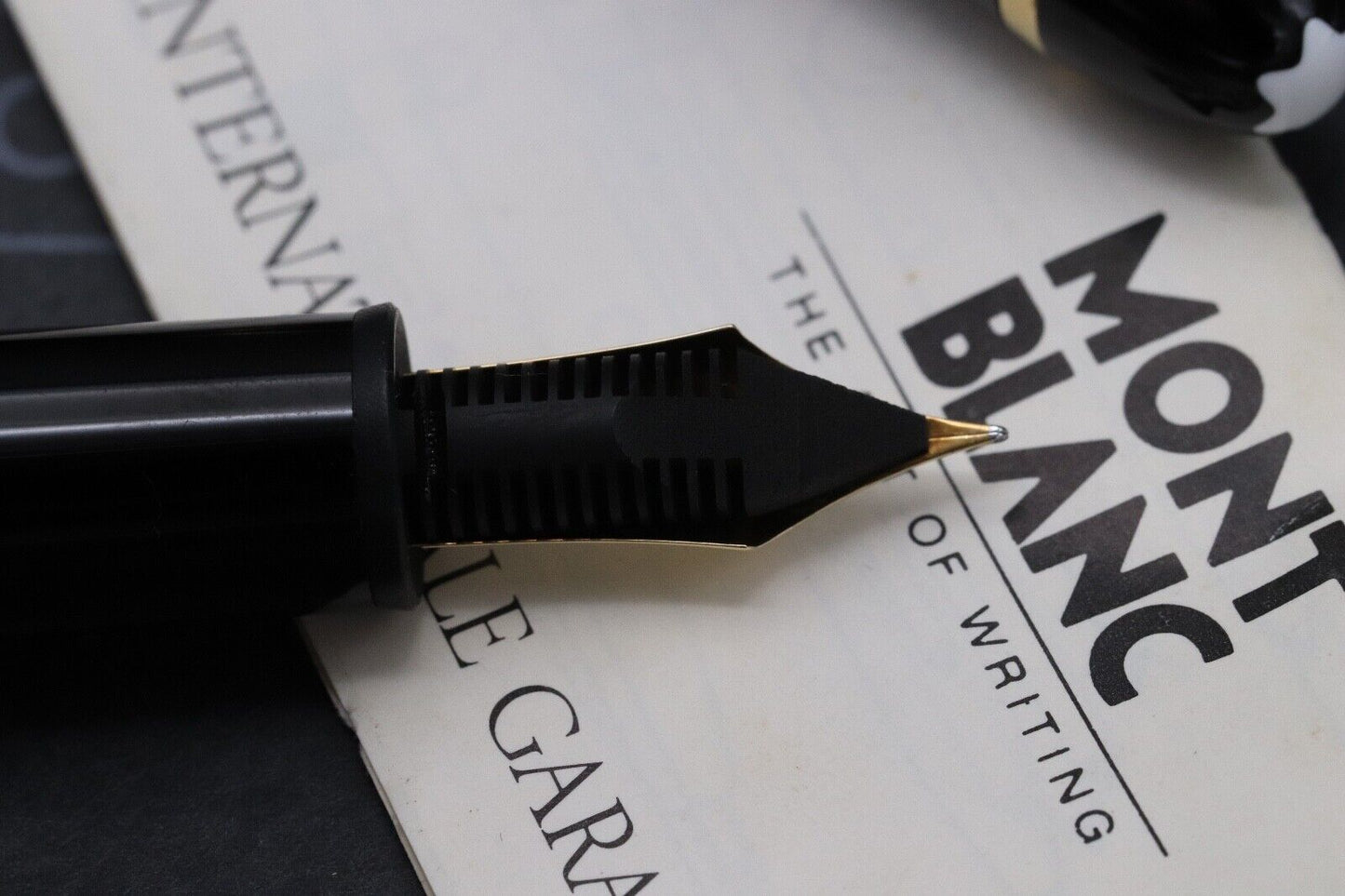Montblanc Meisterstuck 146 LeGrand Gold Coated Fountain Pen - Mono Nib - UNUSED image 4