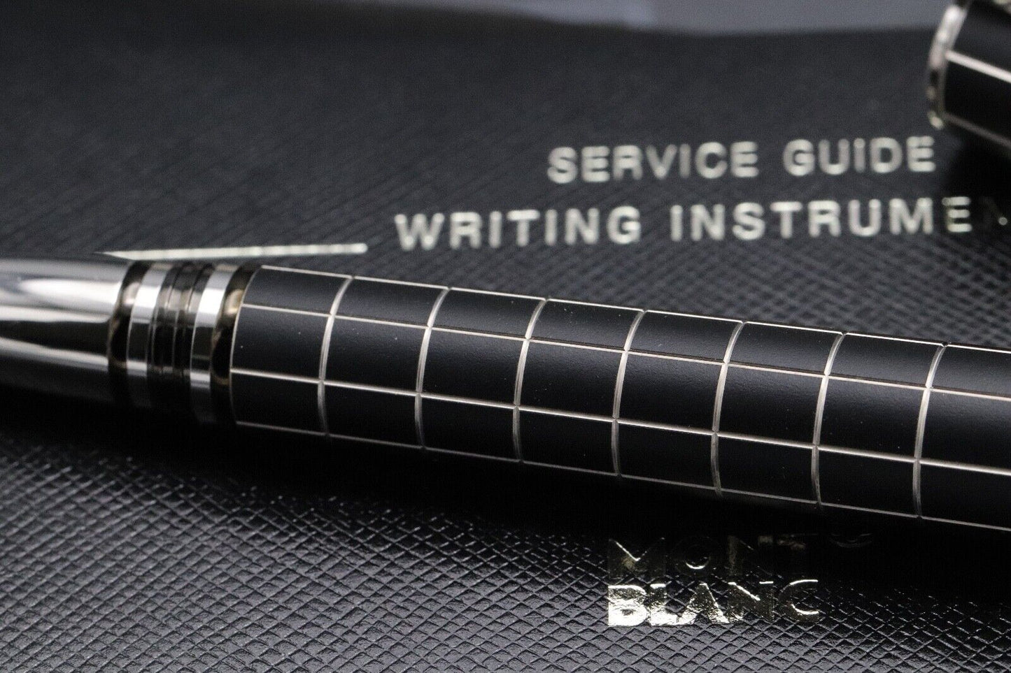 Montblanc Starwalker Rubber Platinum Fountain Pen - UNUSED image 3