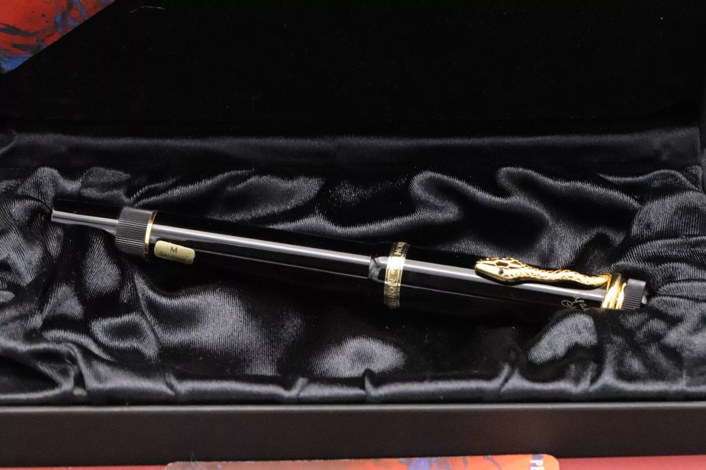 Montblanc Writers Edition Agatha Christie Vermeil Fountain Pen - UNUSED image 10