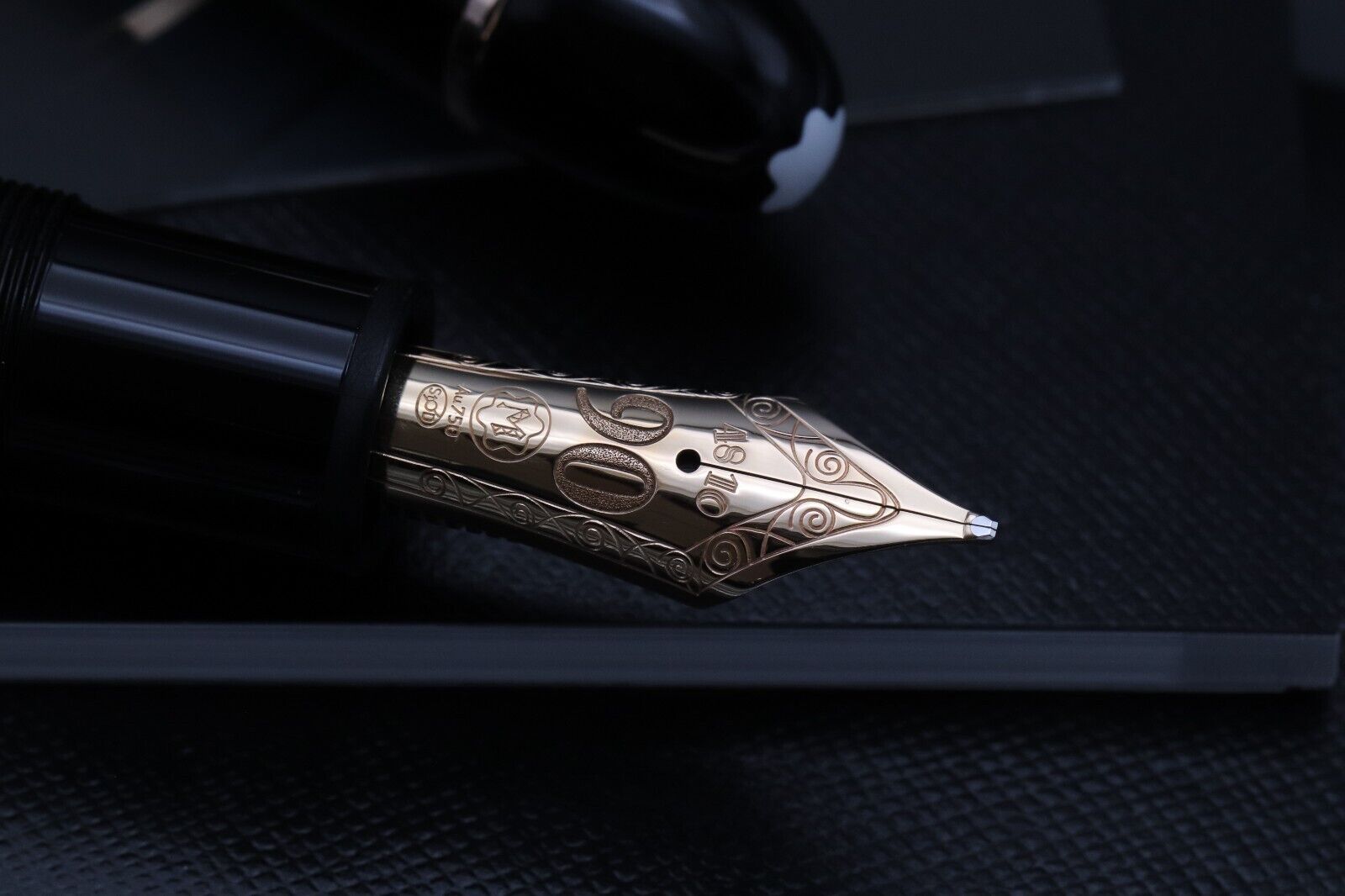 Montblanc Meisterstuck 149 90 Years Fountain Pen - Broad Nib image 2