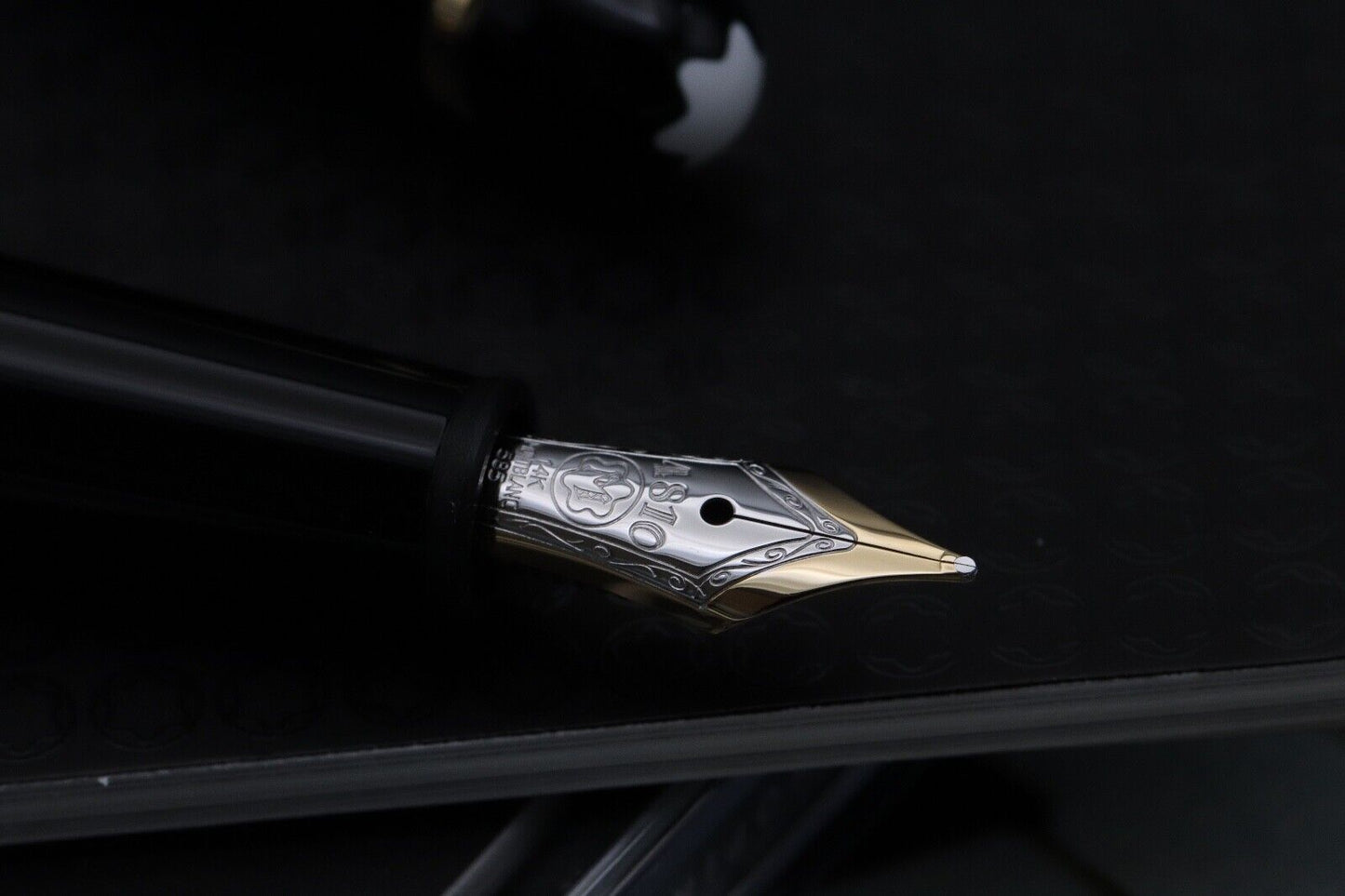 Montblanc Meisterstuck Chopin Classique Gold Line Fountain Pen - UNUSED image 2