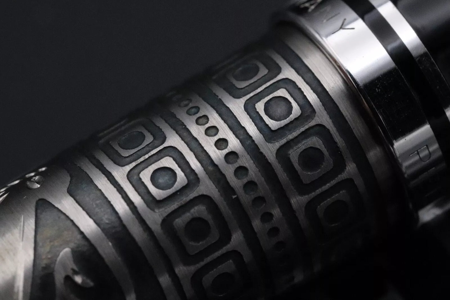 Pelikan Souveran M710 Toledo Fountain Pen - UNUSED - Broad PF Nib image 10