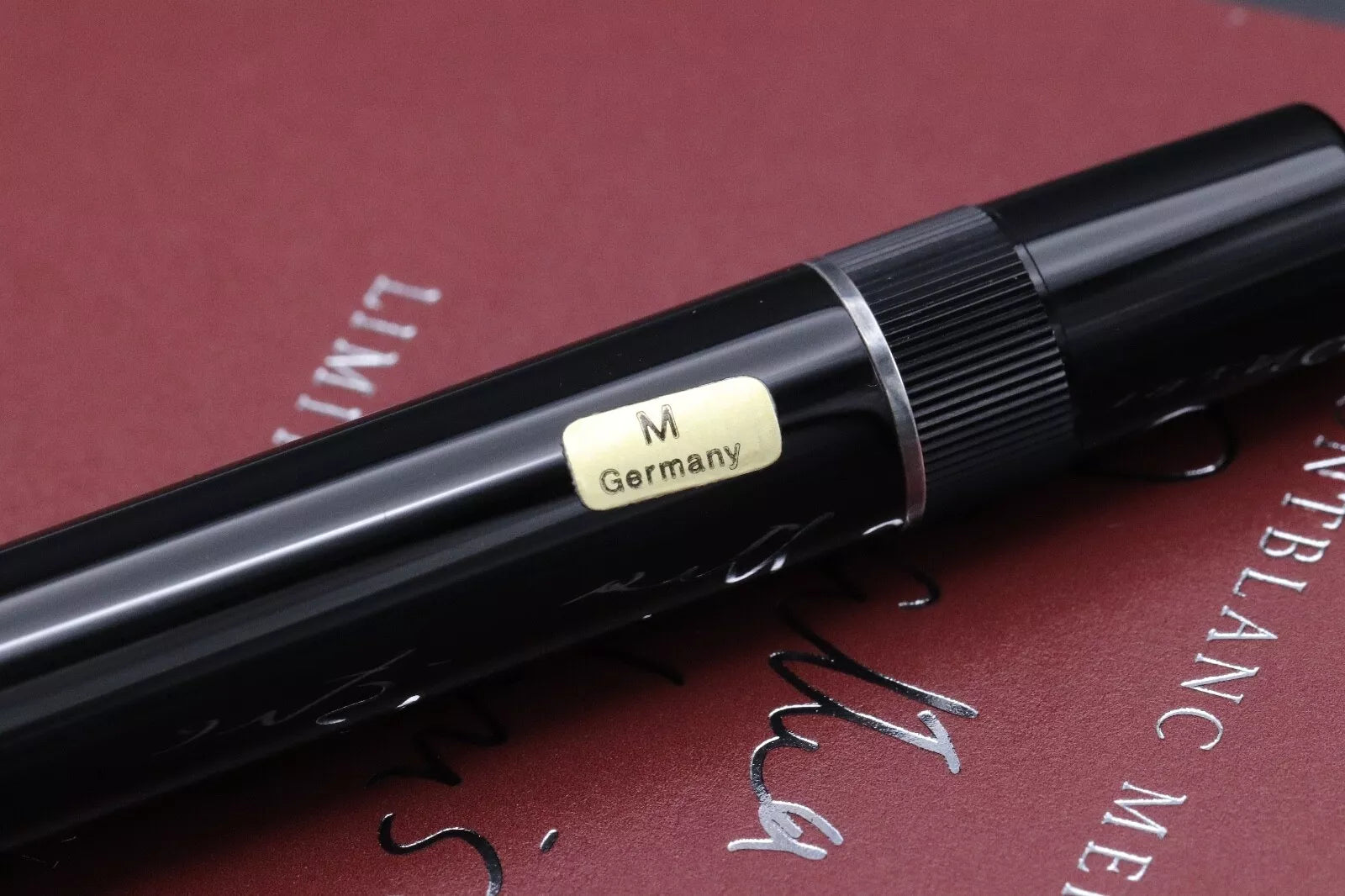 Montblanc Writers Edition Agatha Christie Fountain Pen image 7