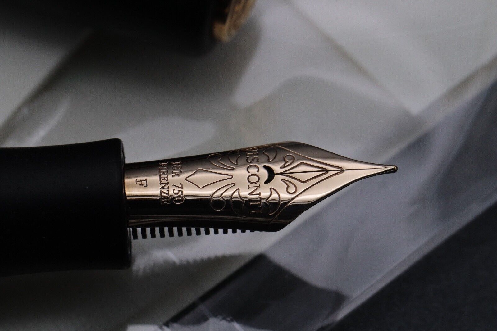Visconti Homo Sapiens Bronze Age Fountain Pen - 18k Fine image 3