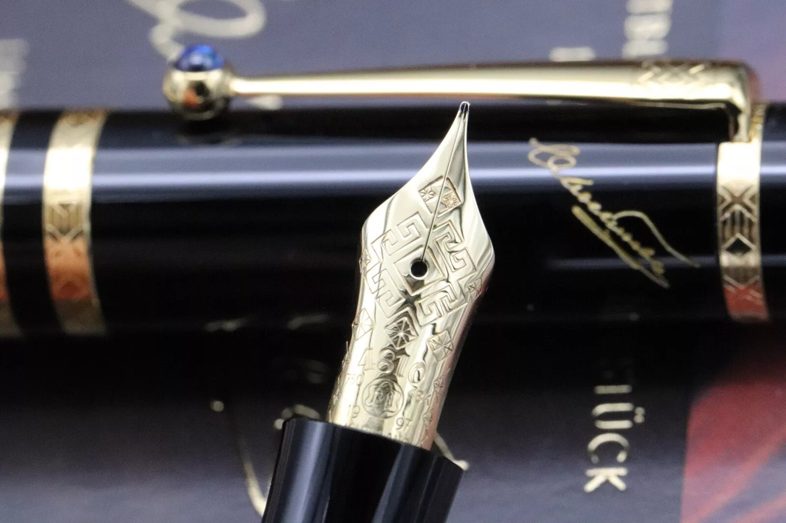 Montblanc Writers Edition Fyodor Dostoevsky Fountain Pen – UNUSED - Fine Nib image 11