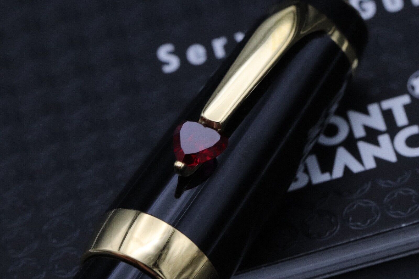 Montblanc Boheme Je T'aime Fountain Pen image 4