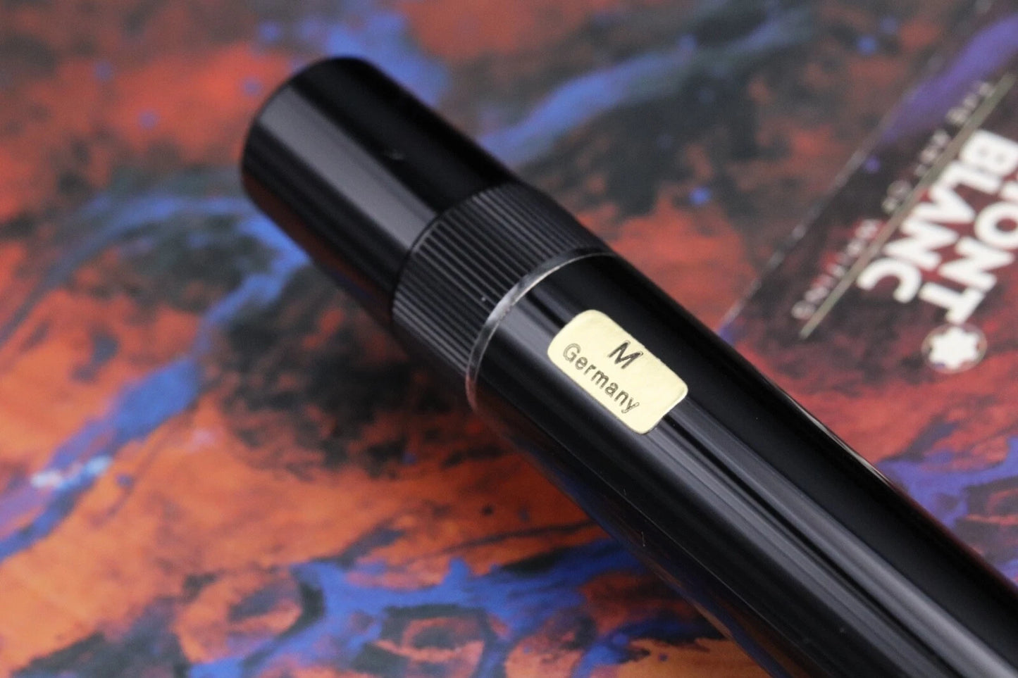 Montblanc Agatha Christie Press 'Emerald Eyes' Fountain Pen - UNUSED image 6