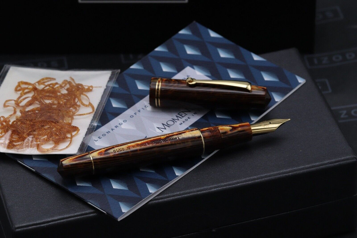 Leonardo Momento Zero Arco Bronze Celluloid LE10 Fountain Pen image 1