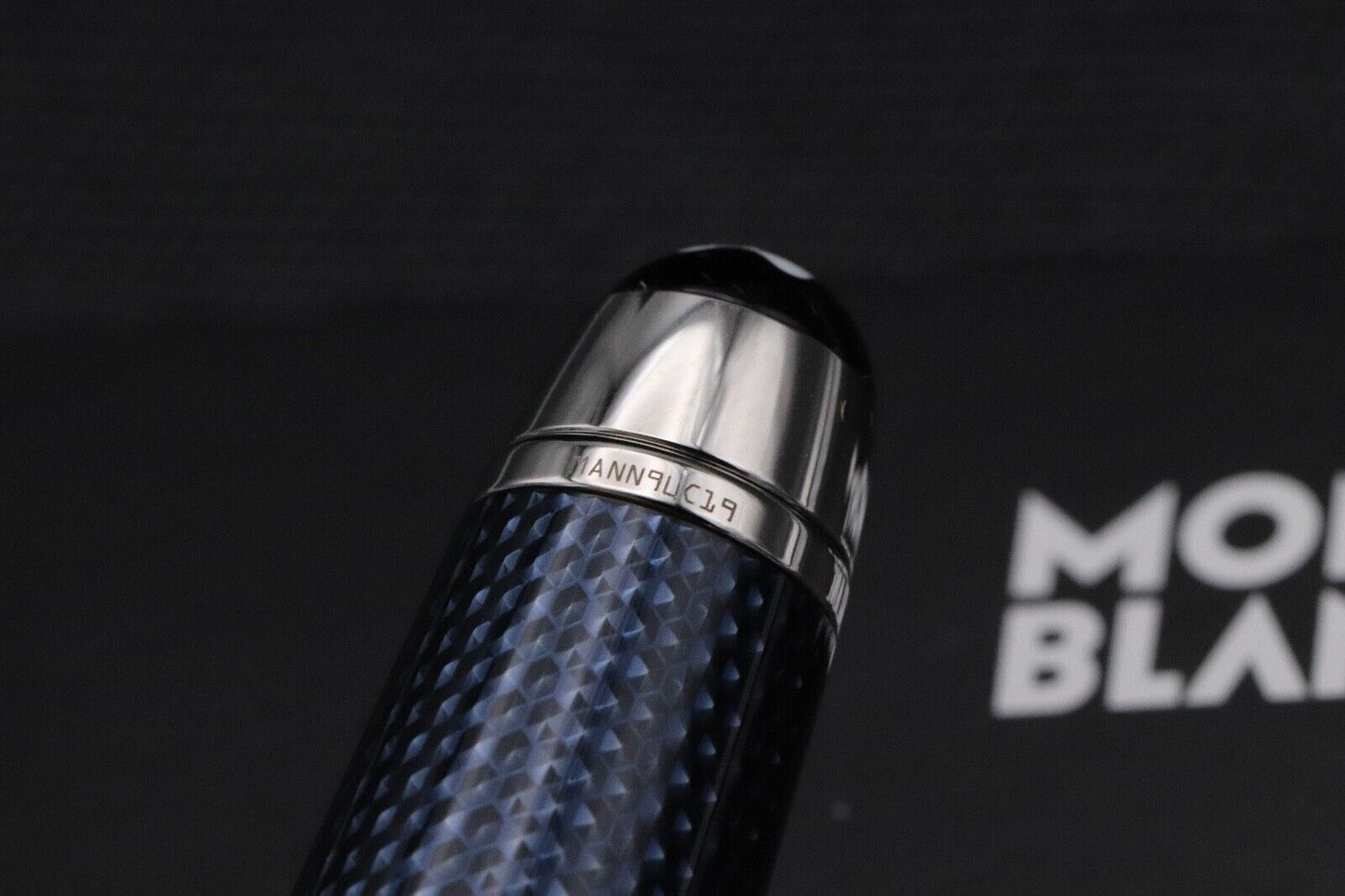 Montblanc Meisterstück Midsize Blue Hour Ballpoint Pen - UNUSED image 3