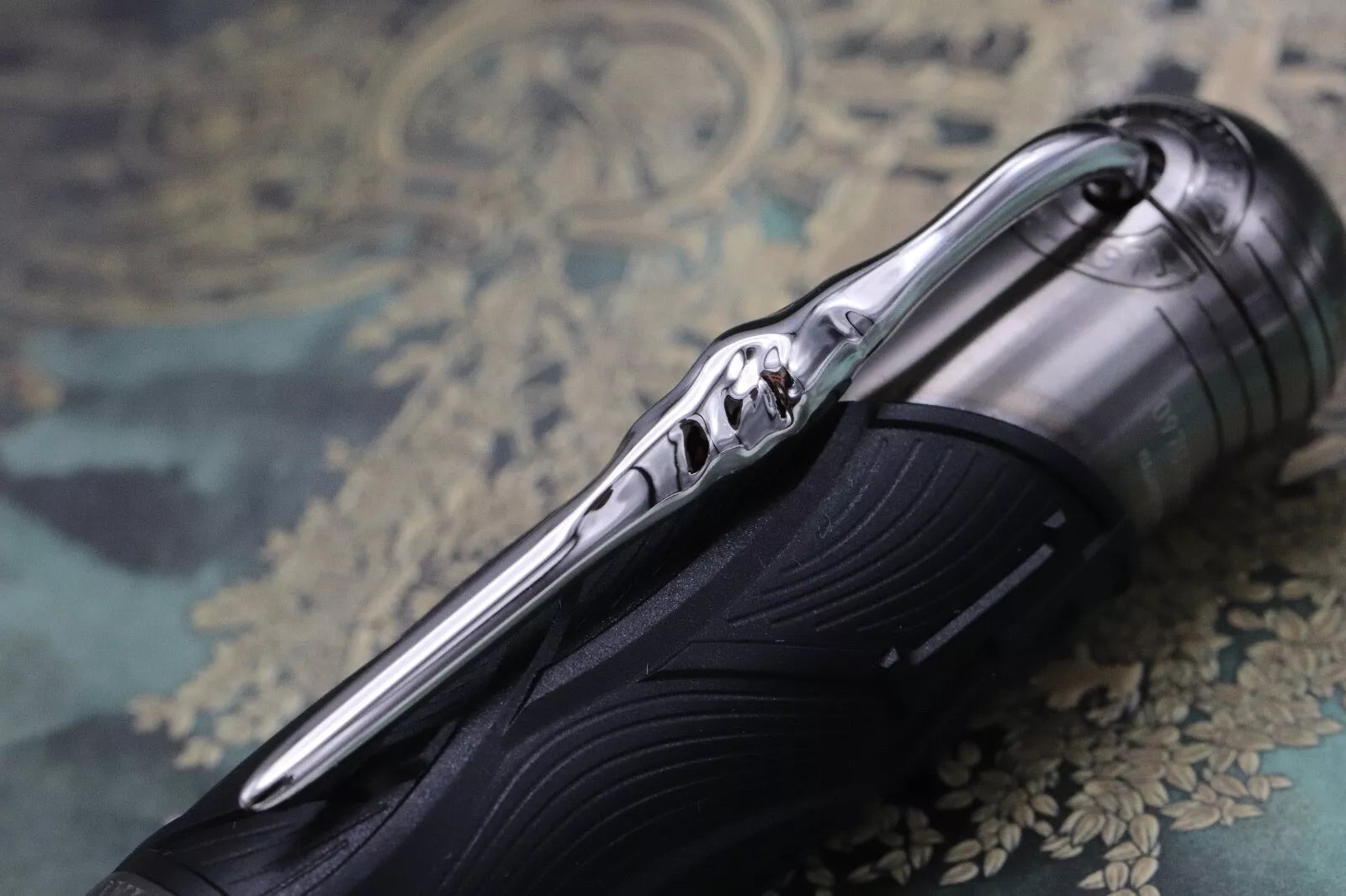 Montblanc Writers Edition Homage to Brothers Grimm Fountain Pen - UNUSED image 6