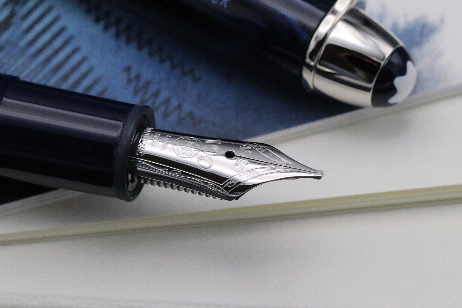 Montblanc Meisterstuck LeGrand 'Origin Collection' Blue Fountain Pen - UNUSED image 2