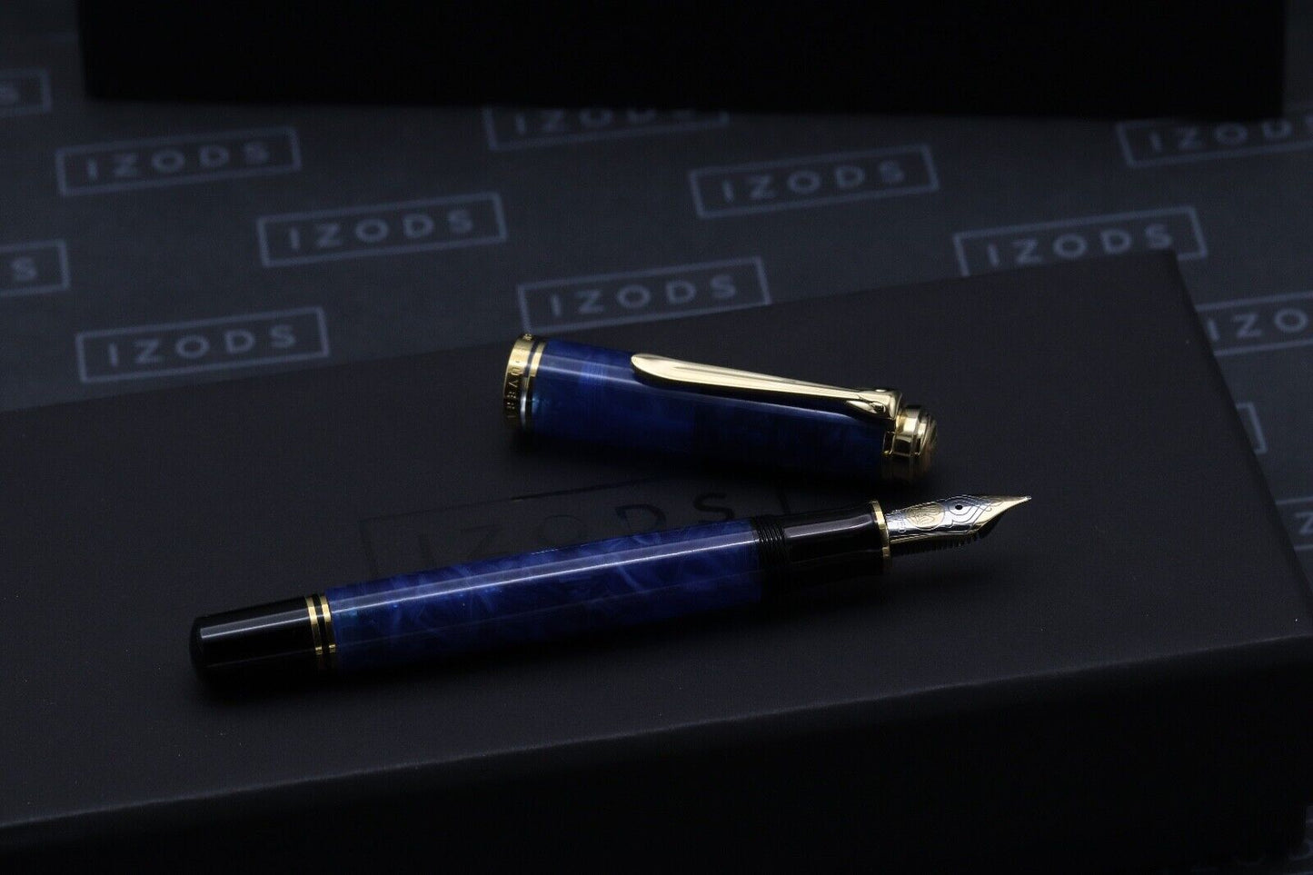 Pelikan Souveran M800 Blue O'Blue Special Edition Fountain Pen image 1