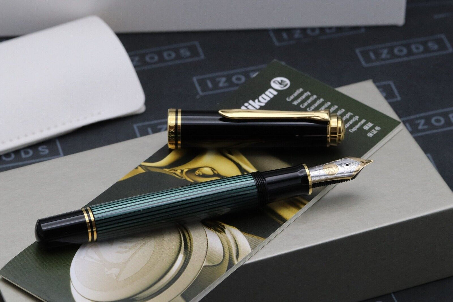 Pelikan Souveran M1000 Green Black Fountain Pen image 1