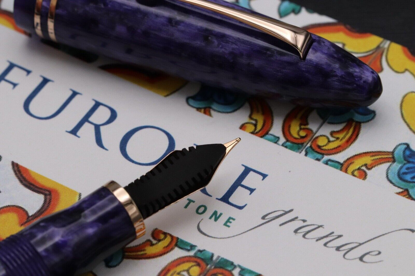 Leonardo Furore Grande Purple Red Gold Fountain Pen image 4