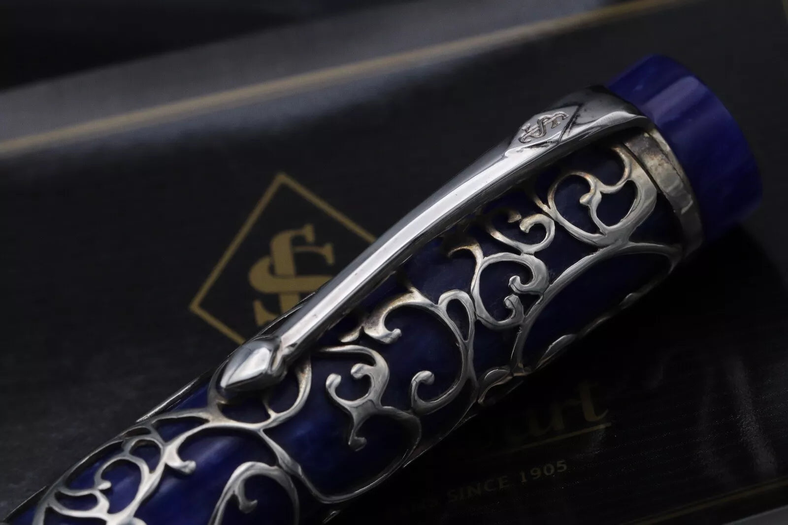 Conway Stewart Chatsworth Simpole Silver Blue LE25 Fountain Pen - UNUSED image 5