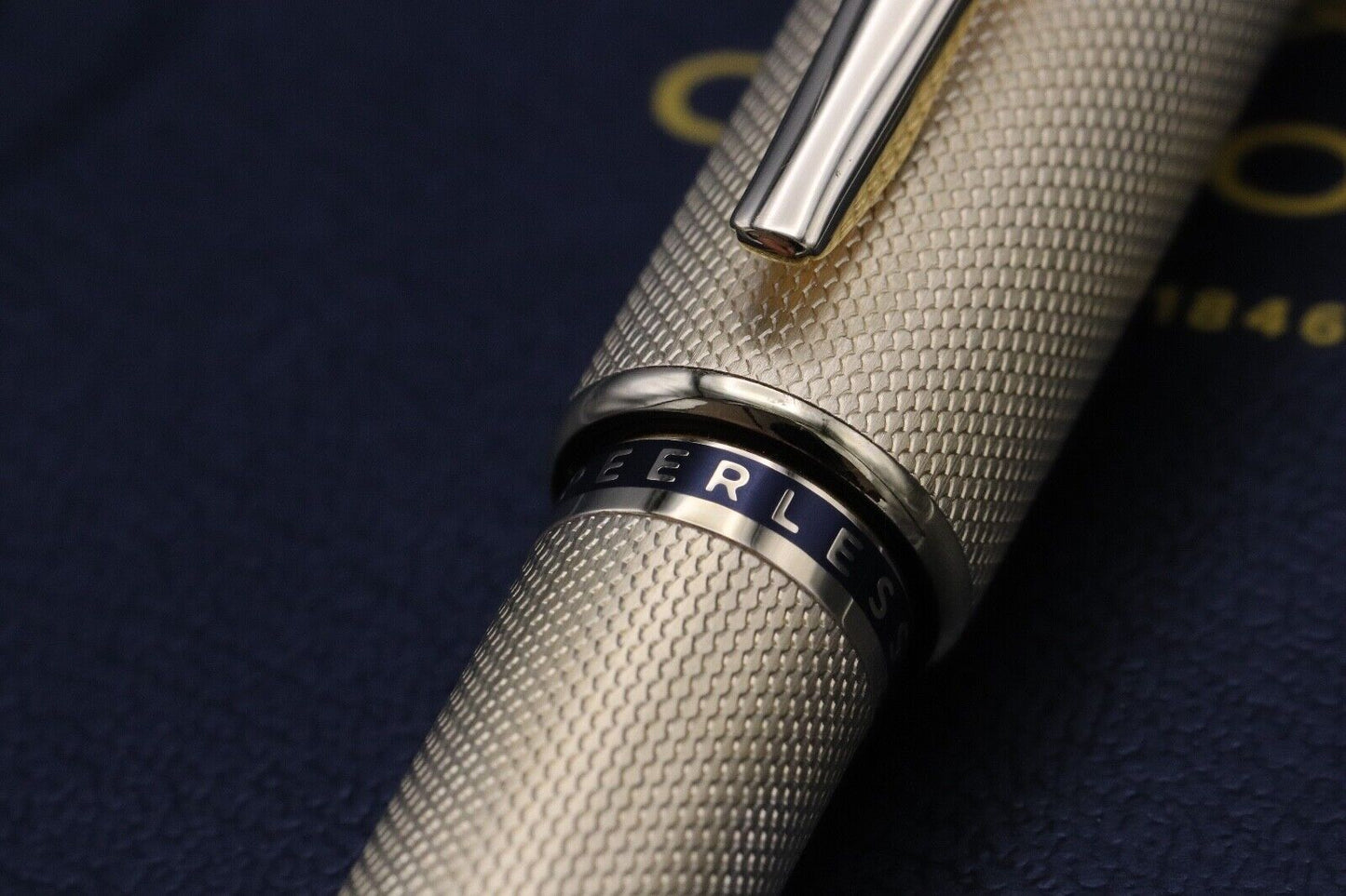 Cross Peerless 125 Gold-Plated Fountain Pen image 4