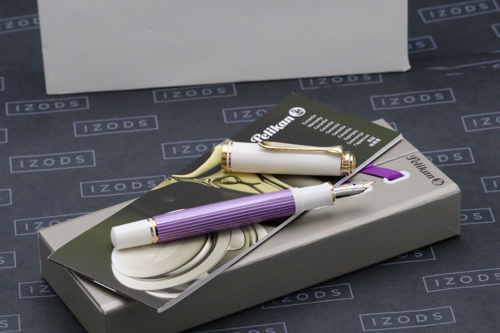 Pelikan Souveran M600 Violet White Special Edition Fountain Pen image 1