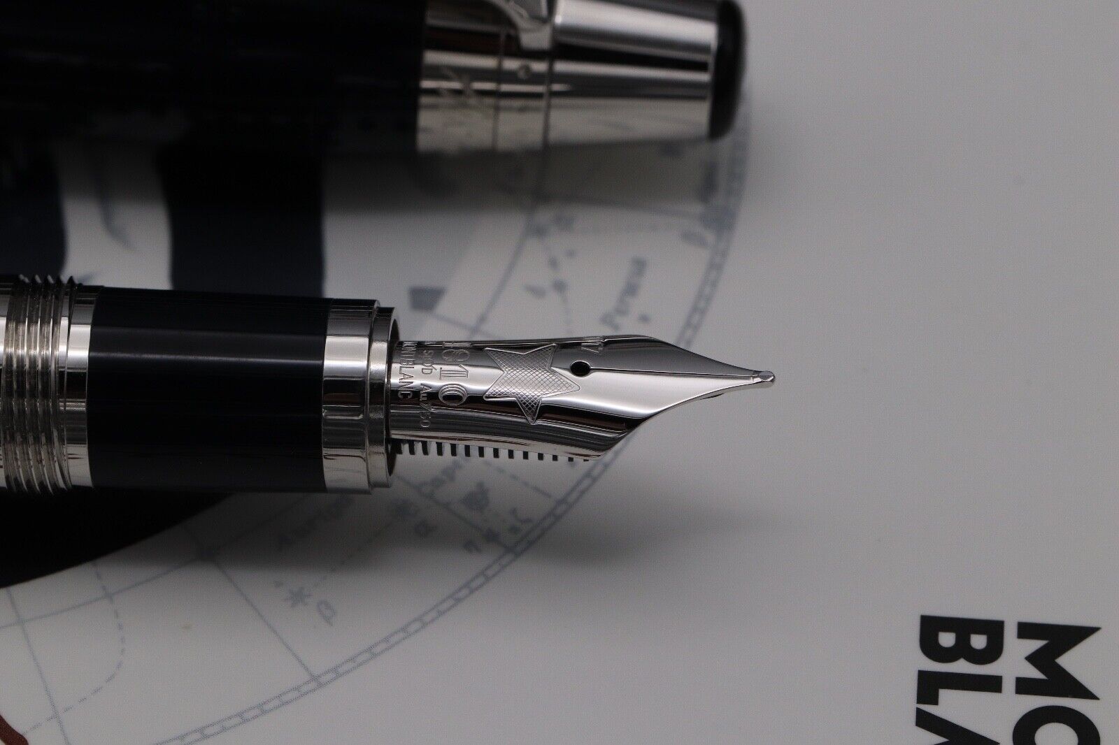 Montblanc Writers Edition Antoine de Saint-Exupery Fountain Pen - UNUSED image 2