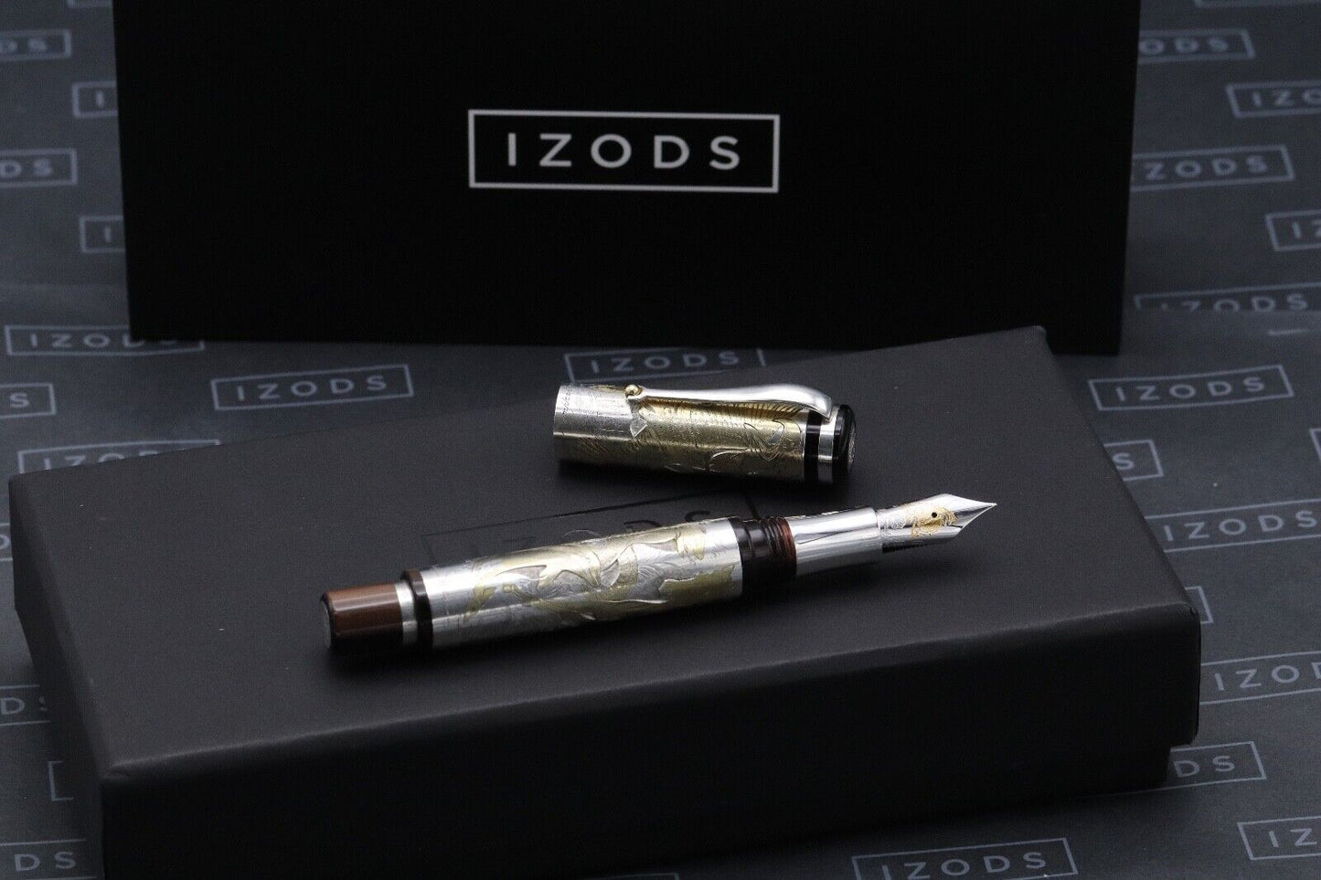 Montegrappa Animalia Silver Limited Edition Fountain Pen image 0