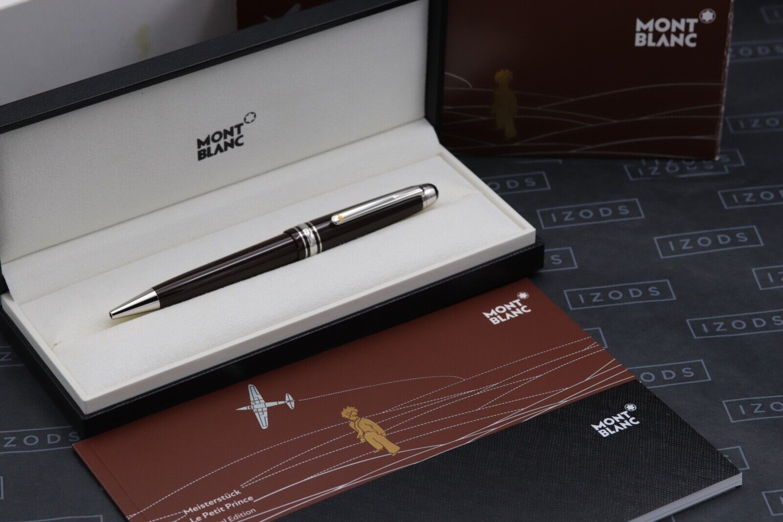 Montblanc Meisterstuck Le Petit Prince Aviator Midsize Ballpoint Pen image 4