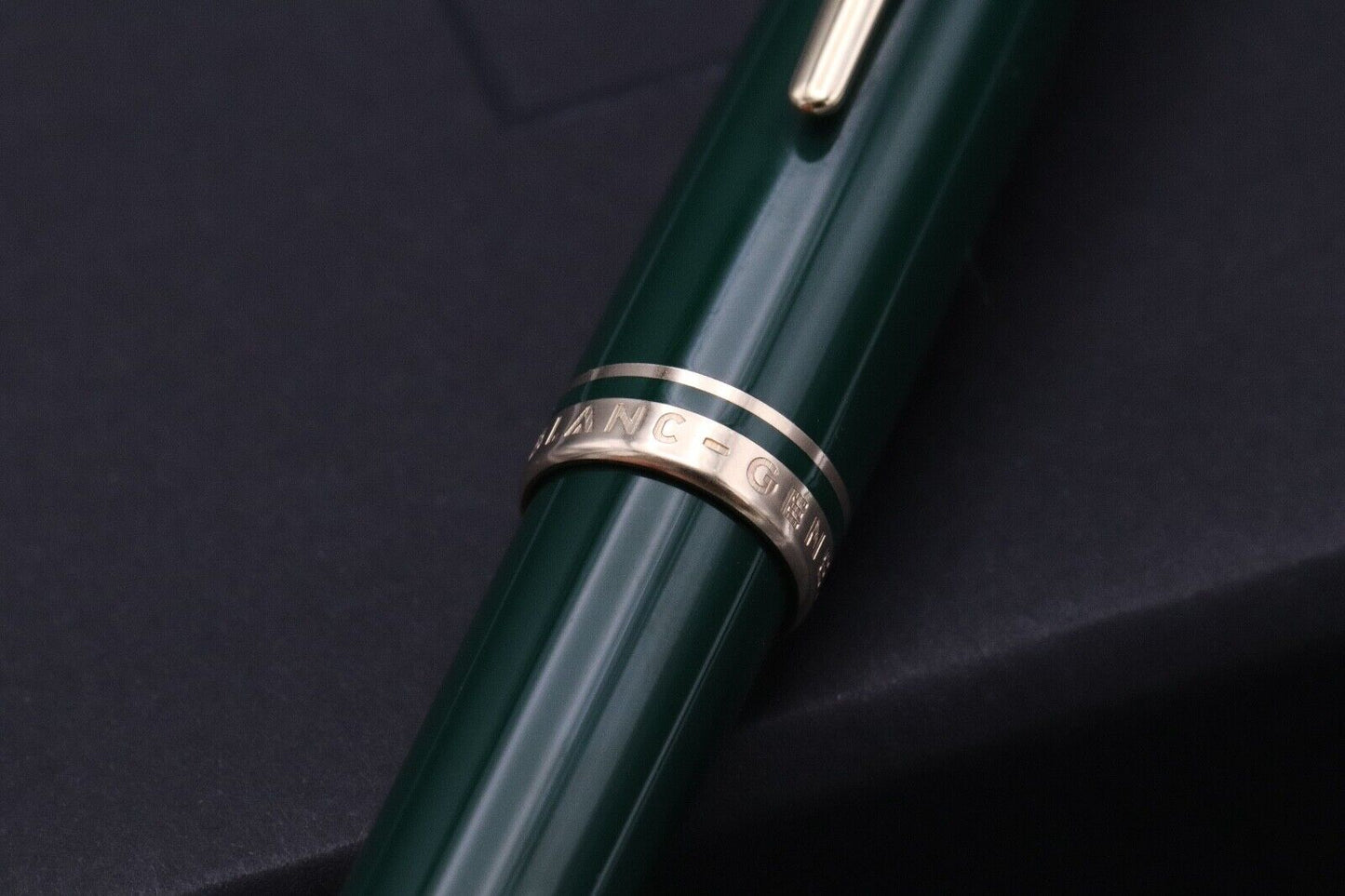 Montblanc Generation Green Rollerball / Fineliner Pen image 3