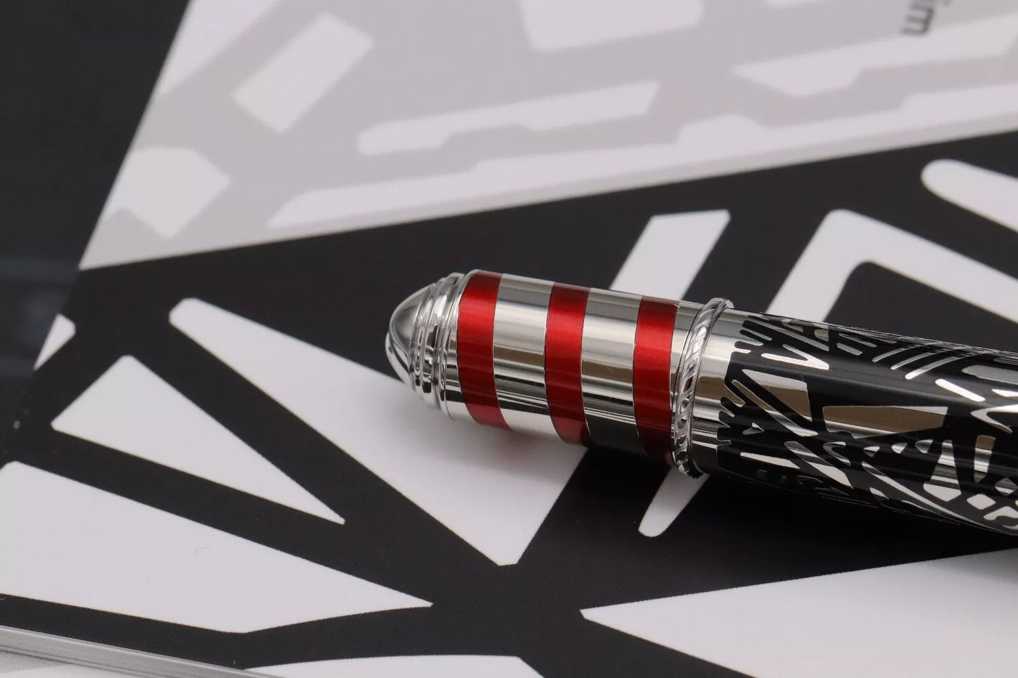 Montblanc Patron Of Art Peggy Guggenheim 4810 Fountain Pen – UNUSED image 3