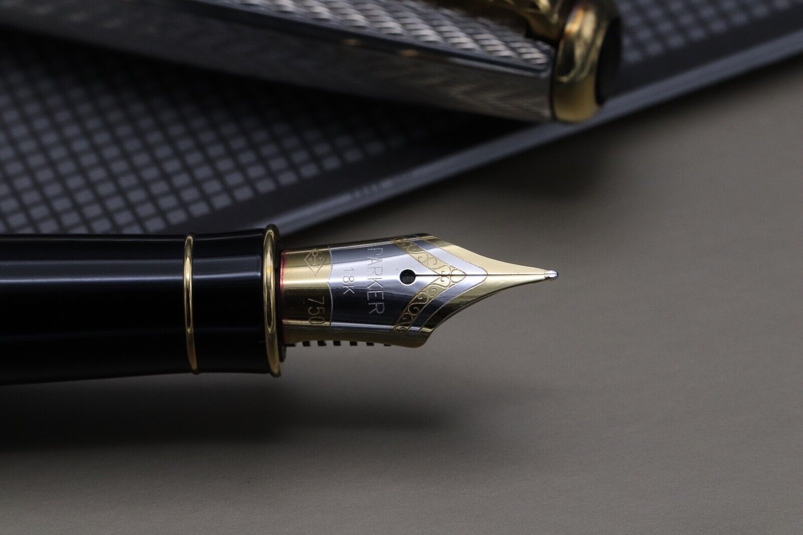Parker Sonnet Fougere Sterling Silver Fountain Pen - 1993 image 2